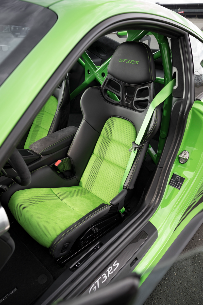 Illustration for article titled Put These Very Good 2019 Porsche 911 GT3 RS Photos In Your Life